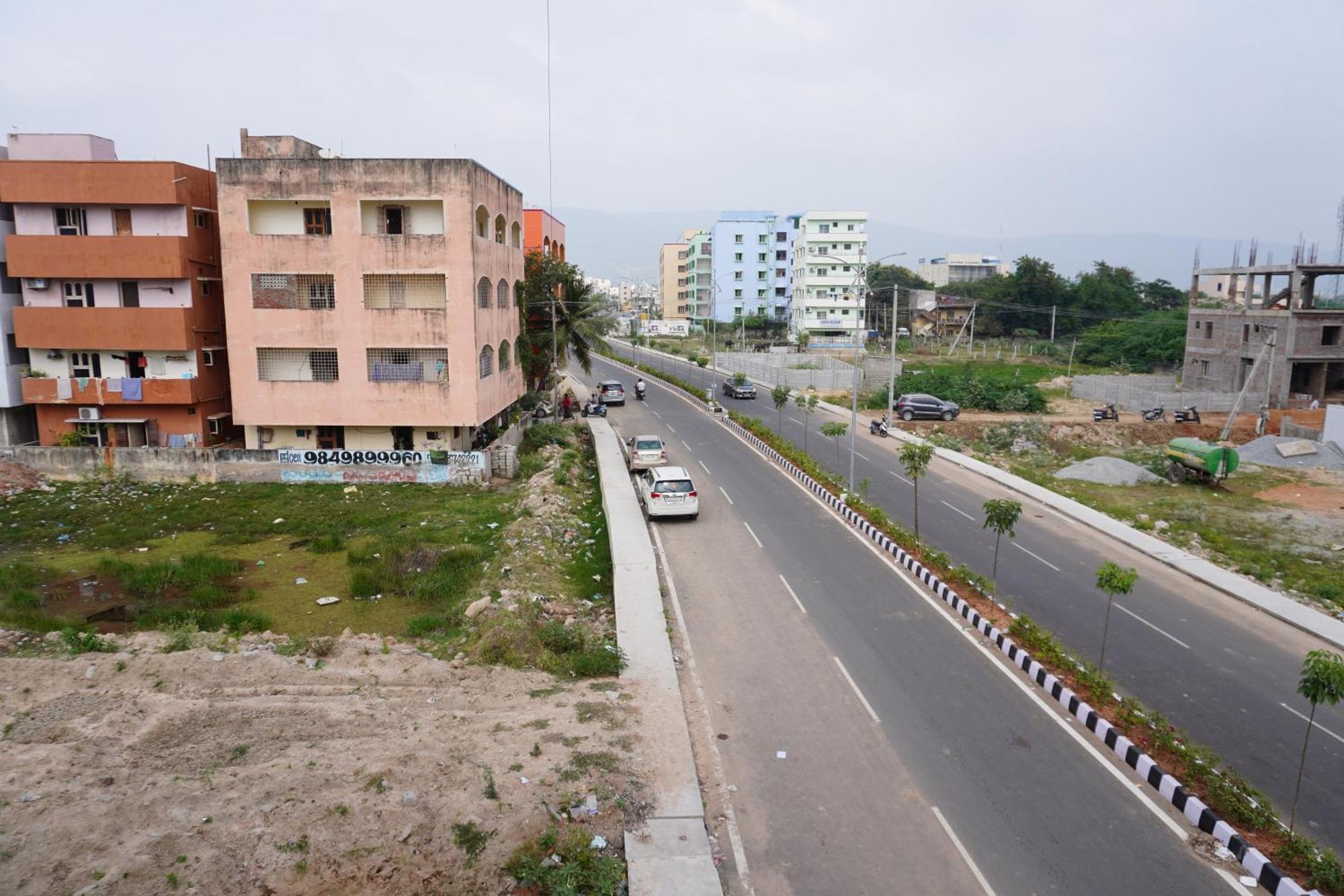 Tirumala Premium Home Stay ตีรูปาติ ภายนอก รูปภาพ